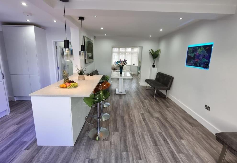 Northbourne House Villa Ferndown Exterior photo